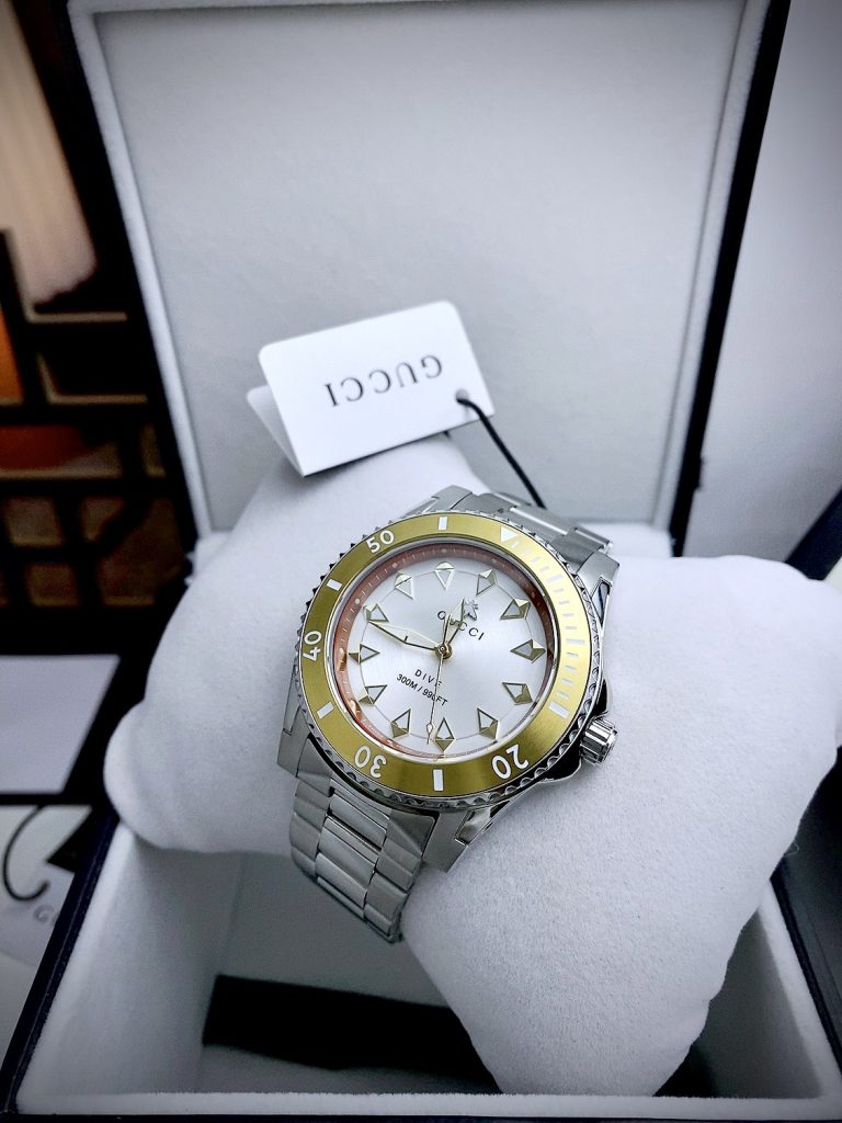 Đồng hồ Gucci Drive YA136357 Like Auth nam 40mm