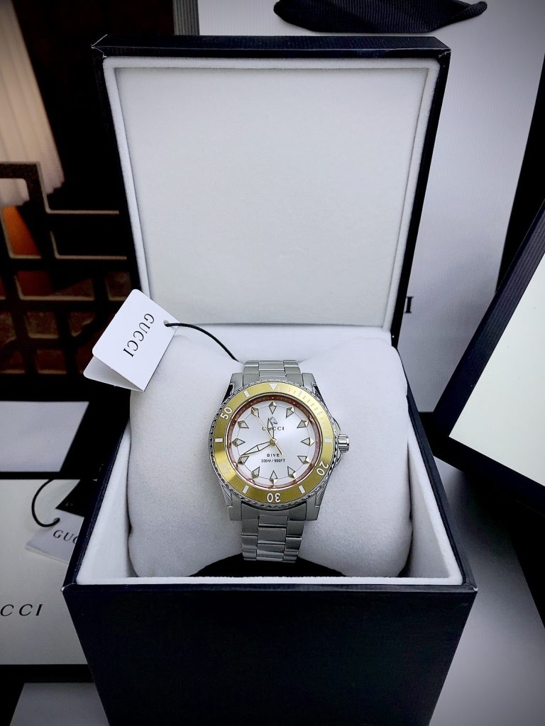 Đồng hồ Gucci Drive YA136357 Like Auth nam 40mm