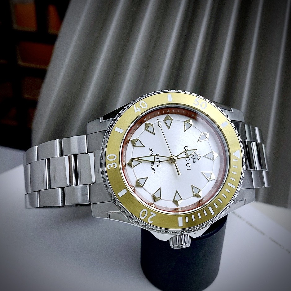 Đồng hồ Gucci Drive YA136357 Like Auth nam 40mm