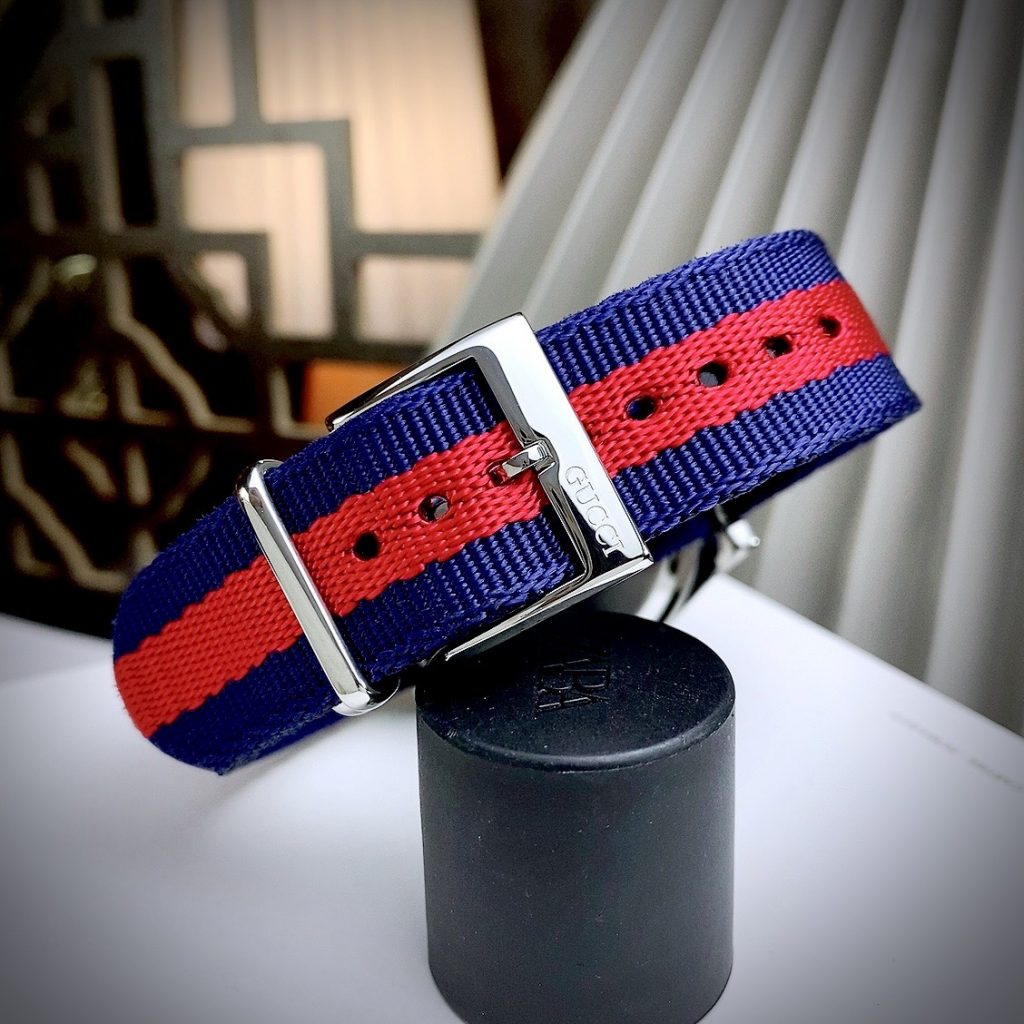 Đồng hồ like auth Gucci Drive YA136352 nam dây nato 40mm