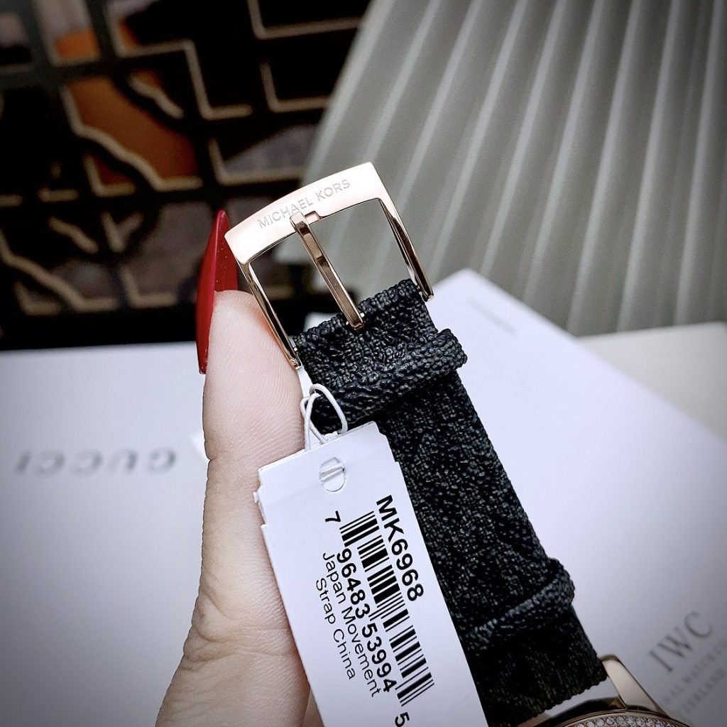 Đồng hồ Michael Kors nữ dây da Like Auth Mk4723 39mm