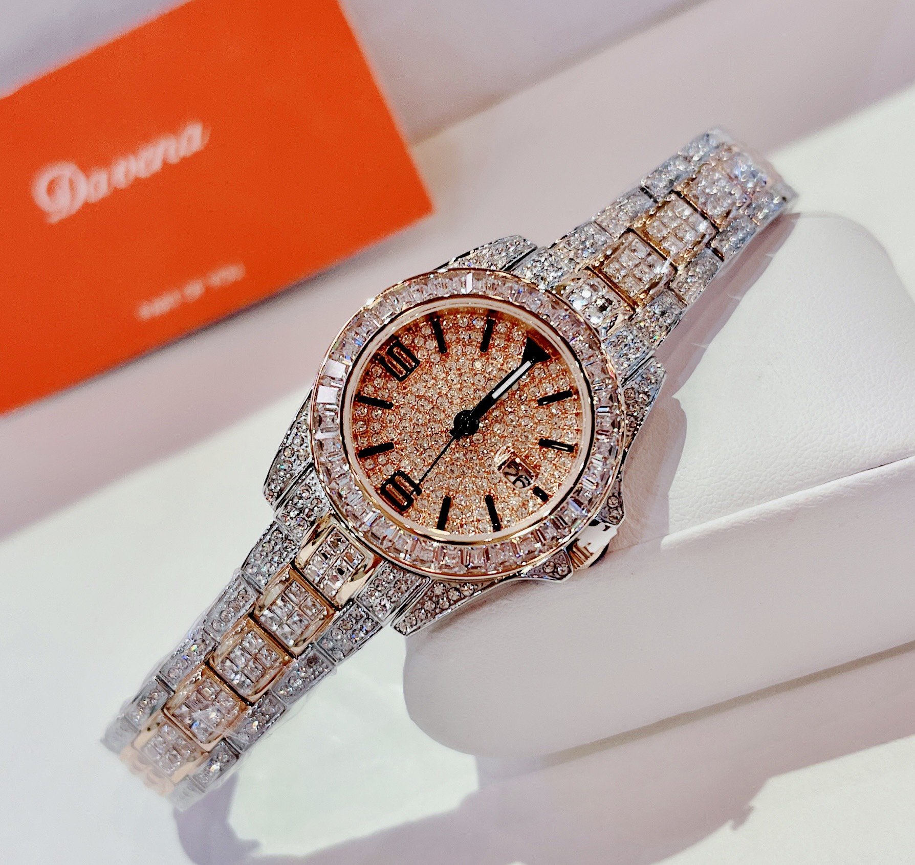 Đồng hồ chính hãng Davena nữ Davena 60313 Demi Rose đính đá (3) Đồng hồ chính hãng Davena nữ Davena 60313 Demi Rose đính đá