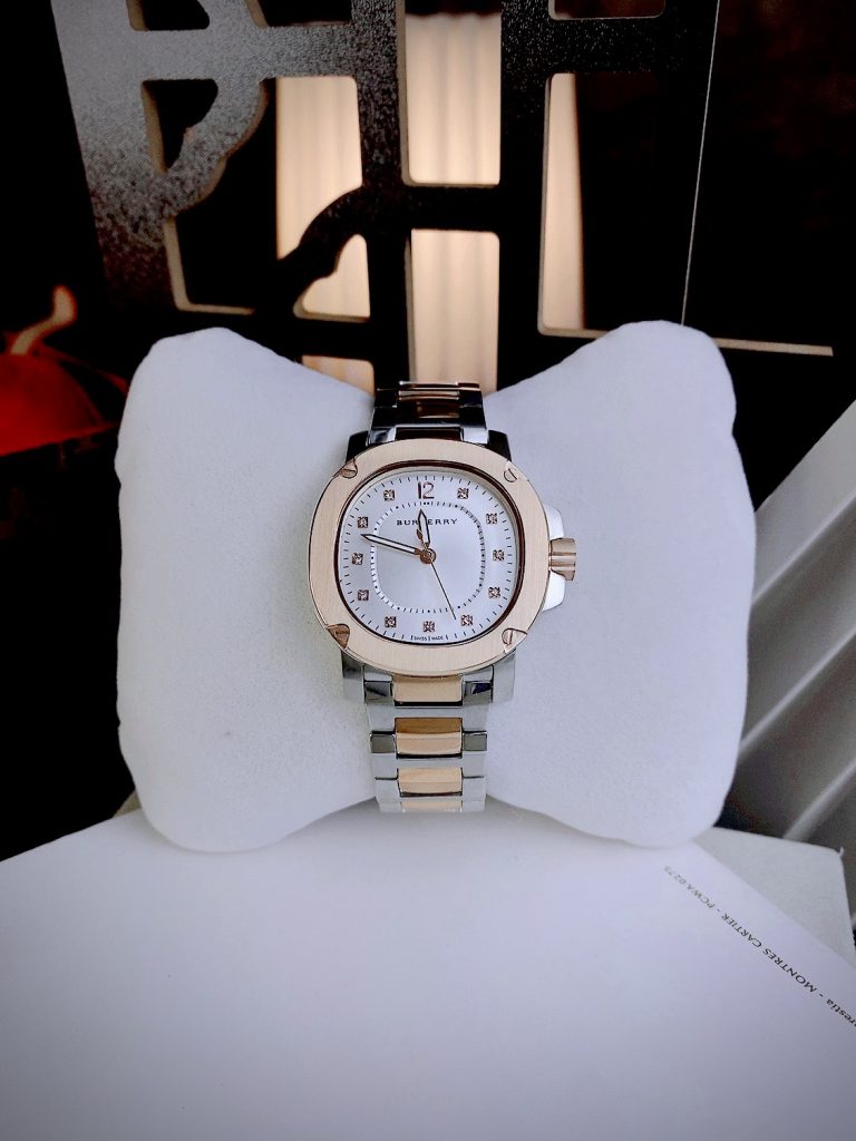 Đồng hồ Burberry The Britain nữ mặt trắng Like auth 34mm