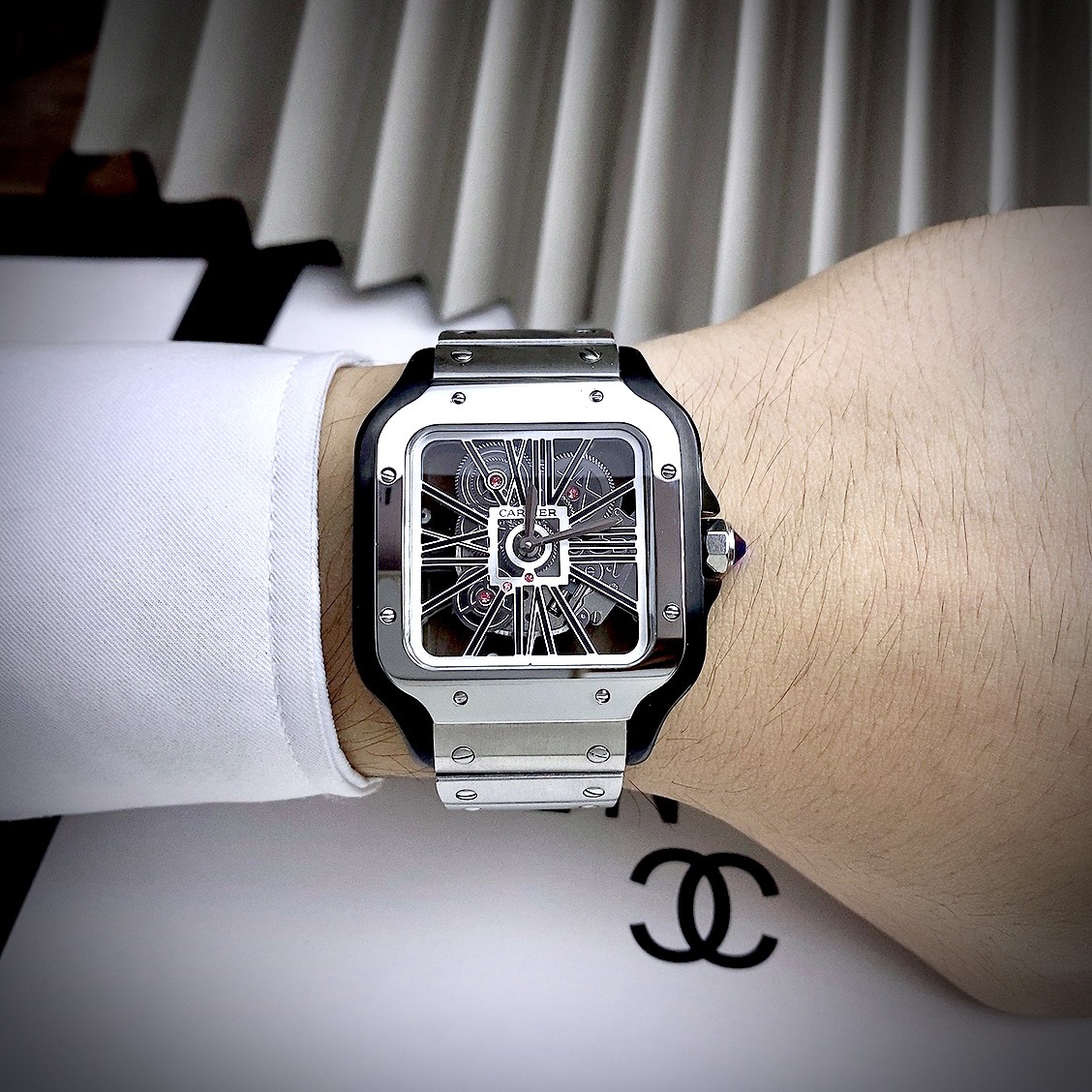 Đồng hồ Cartier Santos nam máy Quartz Nhật Super Fake 38mm (4) Đồng hồ Cartier Santos nam máy Quartz Nhật Super Fake 38mm