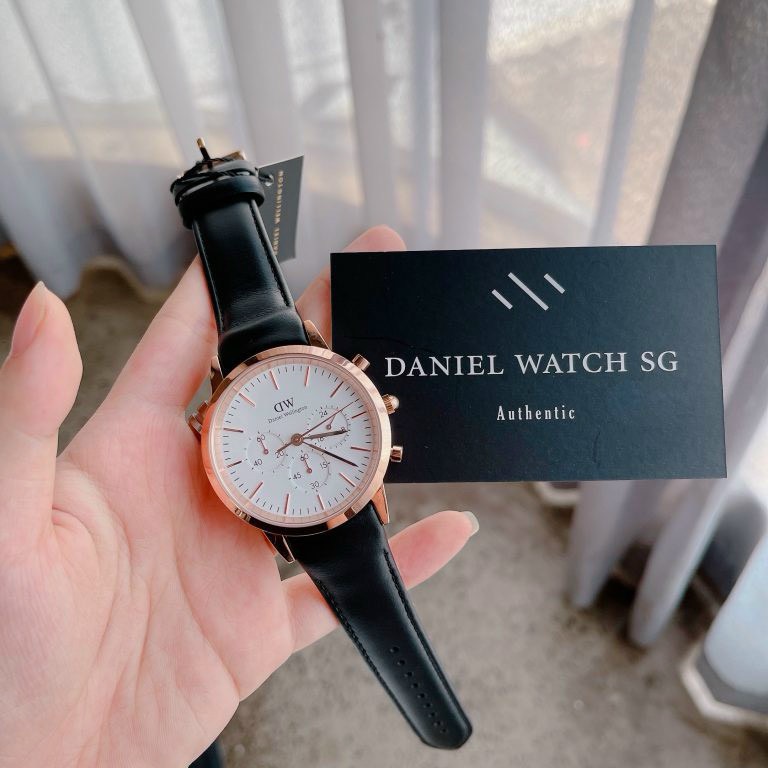 Đồng hồ Daniel Wellington Iconi Chrograph nam mặt trắng Super Fake 42mm