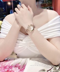 Đồng hồ Davena nữ 60321 chính hãng dáng lắc tay đính đá 30mm (1)
