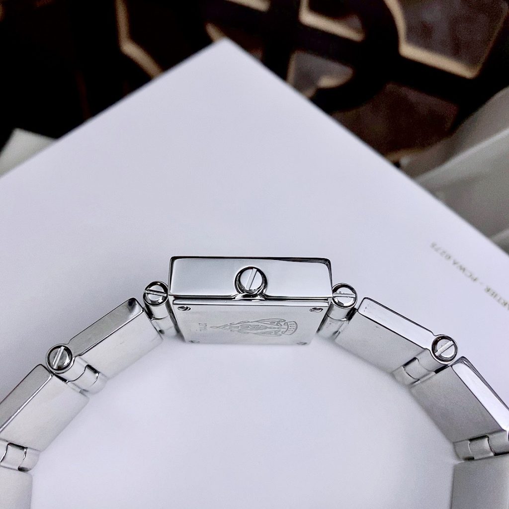 Đồng hồ Gucci Ladies 600L nữ mặt trắng Like auth 23mm