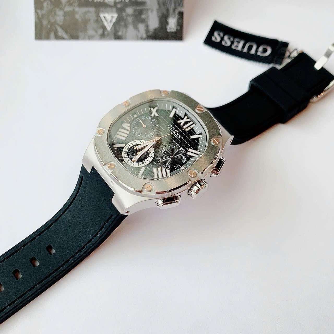 Đồng hồ Guess nam mặt xám Gw0571G1 Like auth 42mm (5) Đồng hồ Guess nam mặt xám Gw0571G1 Like auth 42mm