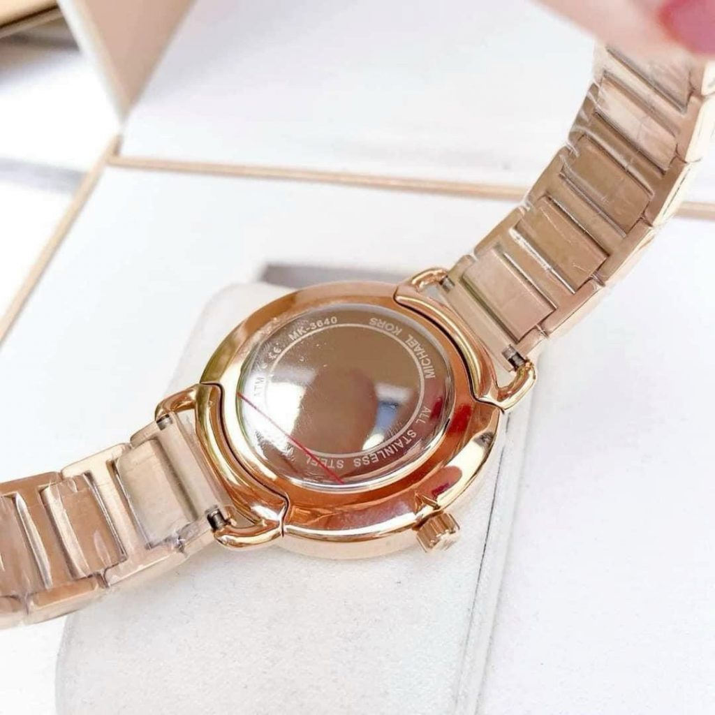 Đồng hồ Michael Kors nữ đính đá MK3788 Like auth 36mm
