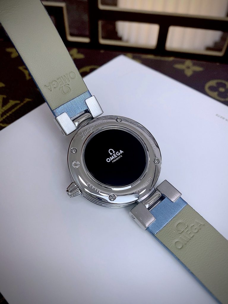 Đồng hồ Omega Deville nữ mặt xà cừ Fake giá rẻ 34mm