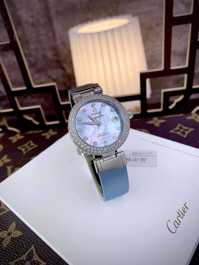 Đồng hồ Omega Deville nữ mặt xà cừ Fake giá rẻ 34mm