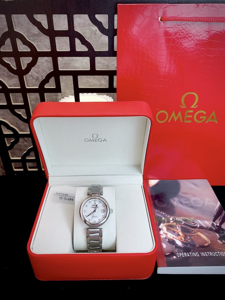 Đồng hồ Omega Ladymatic nữ mặt trắng Super Fake giá rẻ 34mm