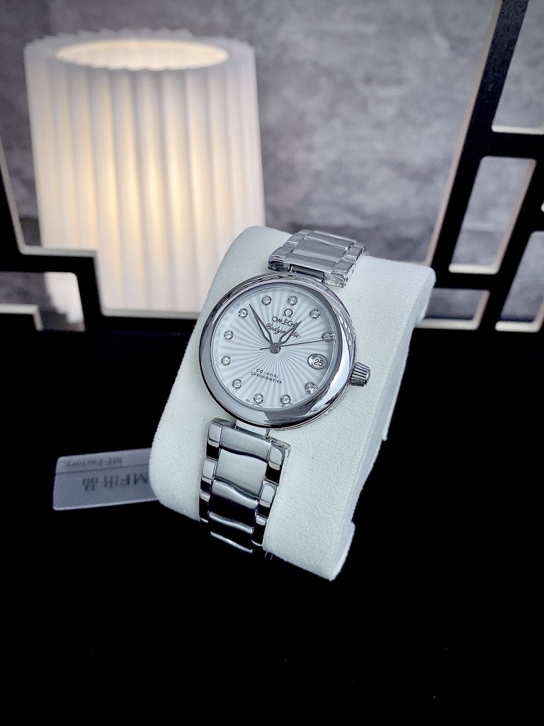 Đồng hồ Omega Ladymatic nữ mặt trắng Super Fake giá rẻ 34mm