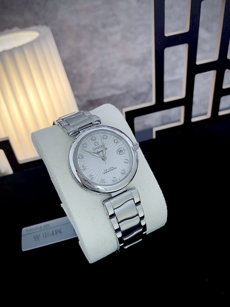 Đồng hồ Omega Ladymatic nữ mặt trắng Super Fake giá rẻ 34mm