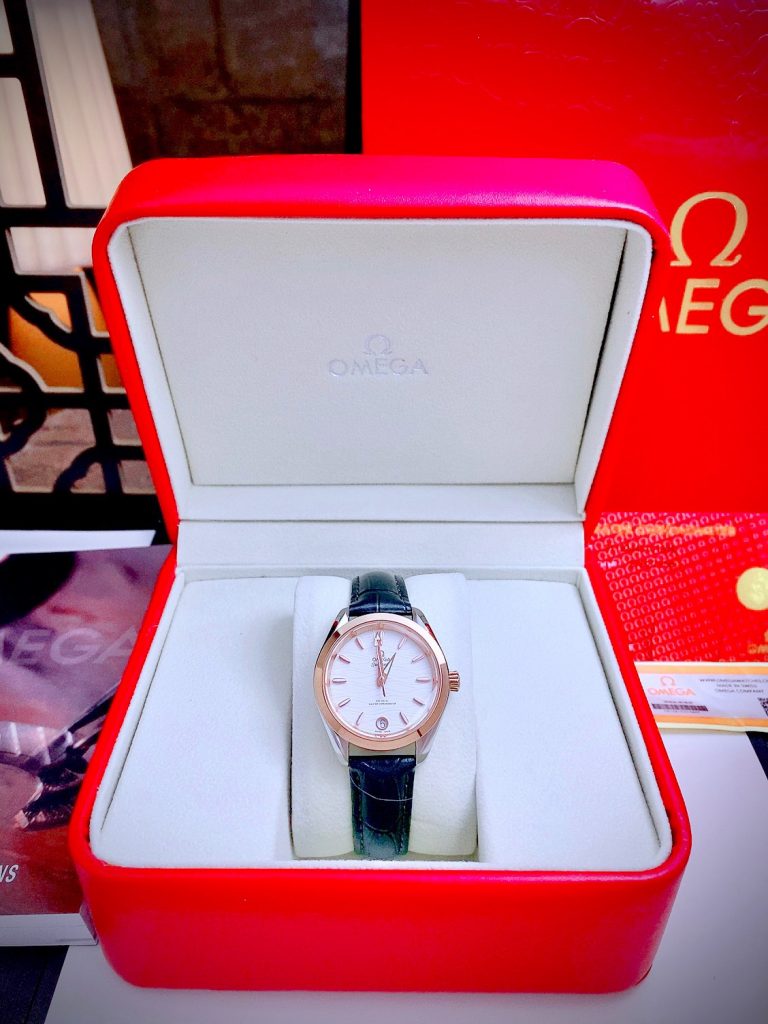 Đồng hồ Omega Seamaster AQua Terra nữ mặt trắng Fake cao cấp 34mm