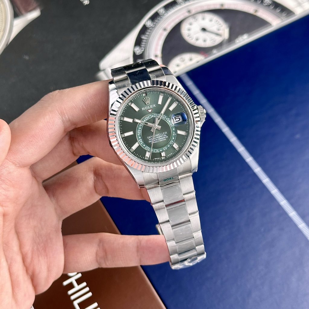 Đồng hồ Rolex Rep 11 Sky-Dweller 326934 mặt xanh lá cây 42mm (3)