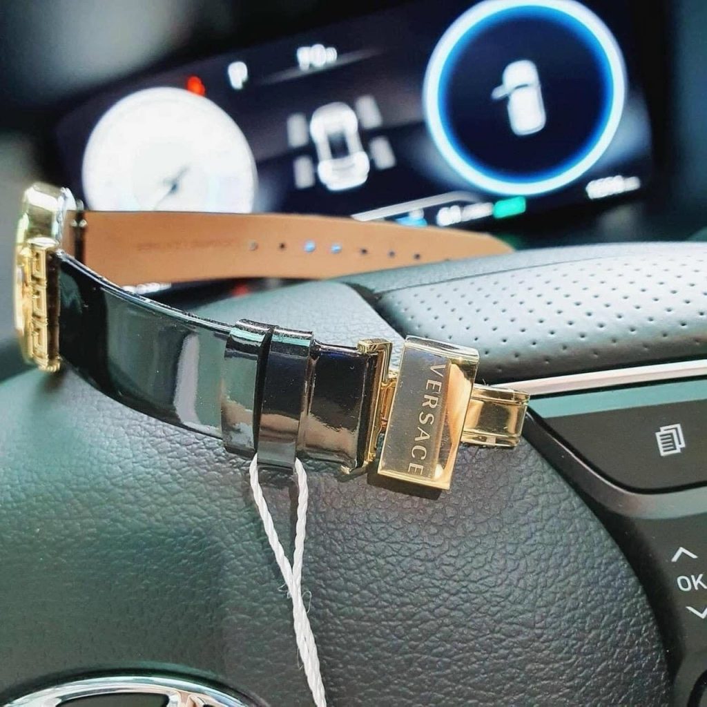 Đồng hỗ Versace Ladies Meander Black nữ màu Vàng Gold like auth 34mm