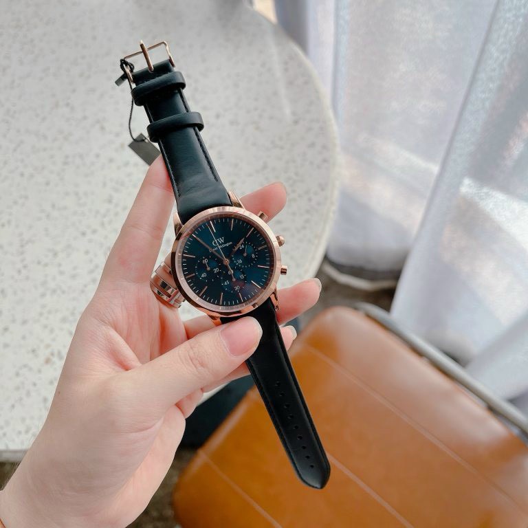 Đồng hồ nam Daniel Wellington Iconic Chrogarph mặt xanh lá Fake giá rẻ 42mm