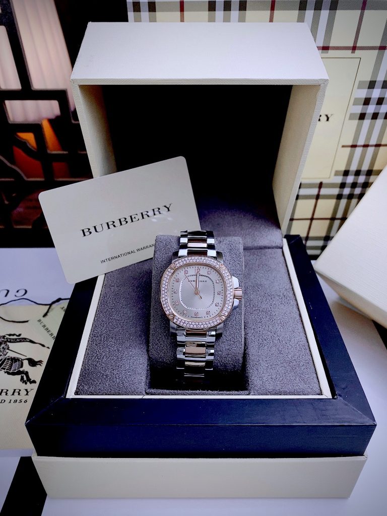 Đồng hồ nữ Burberry The Britain đính đá Like auth 34mm