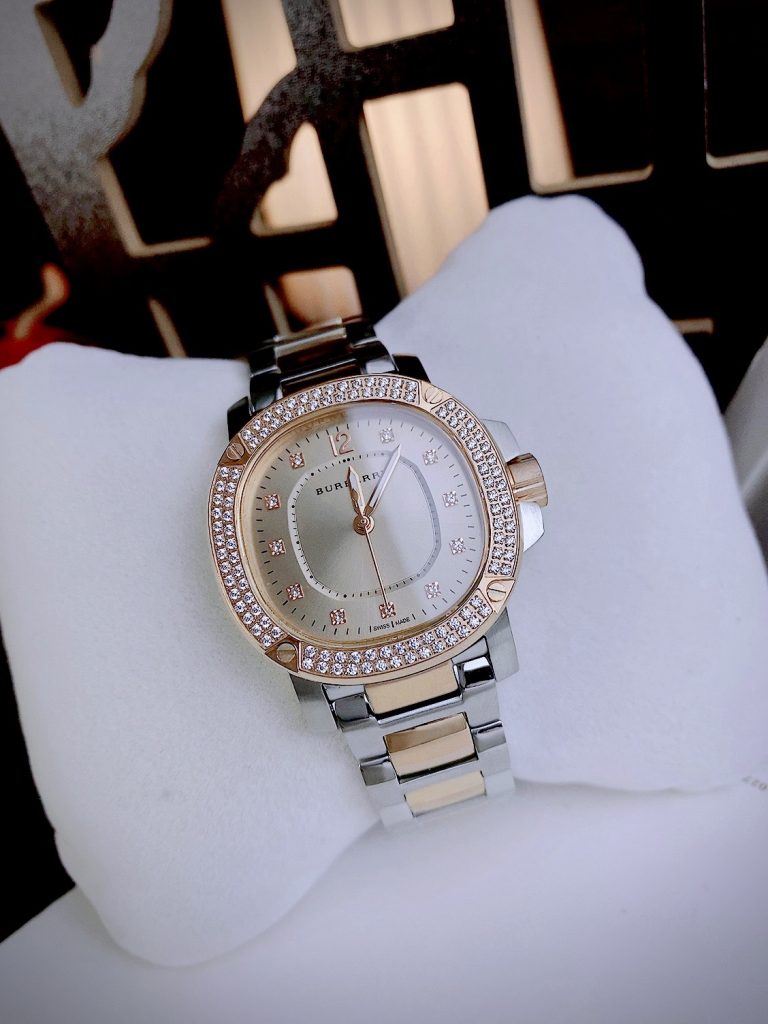 Đồng hồ nữ Burberry The Britain đính đá Like auth 34mm