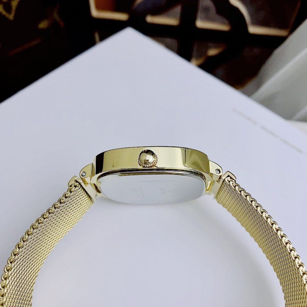 Đồng hồ nữ Guess Tapestry Lady GW0354L5 mặt xanh lá Like auth 32mm