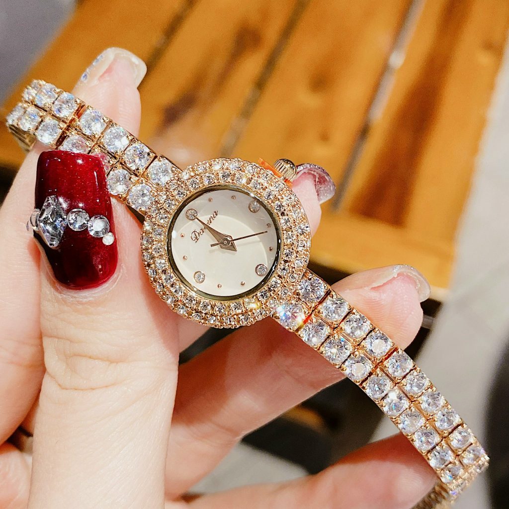 Đồng hồ nữ mặt nhỏ Davena Austria 60858 chính hãng đính đá 28mm