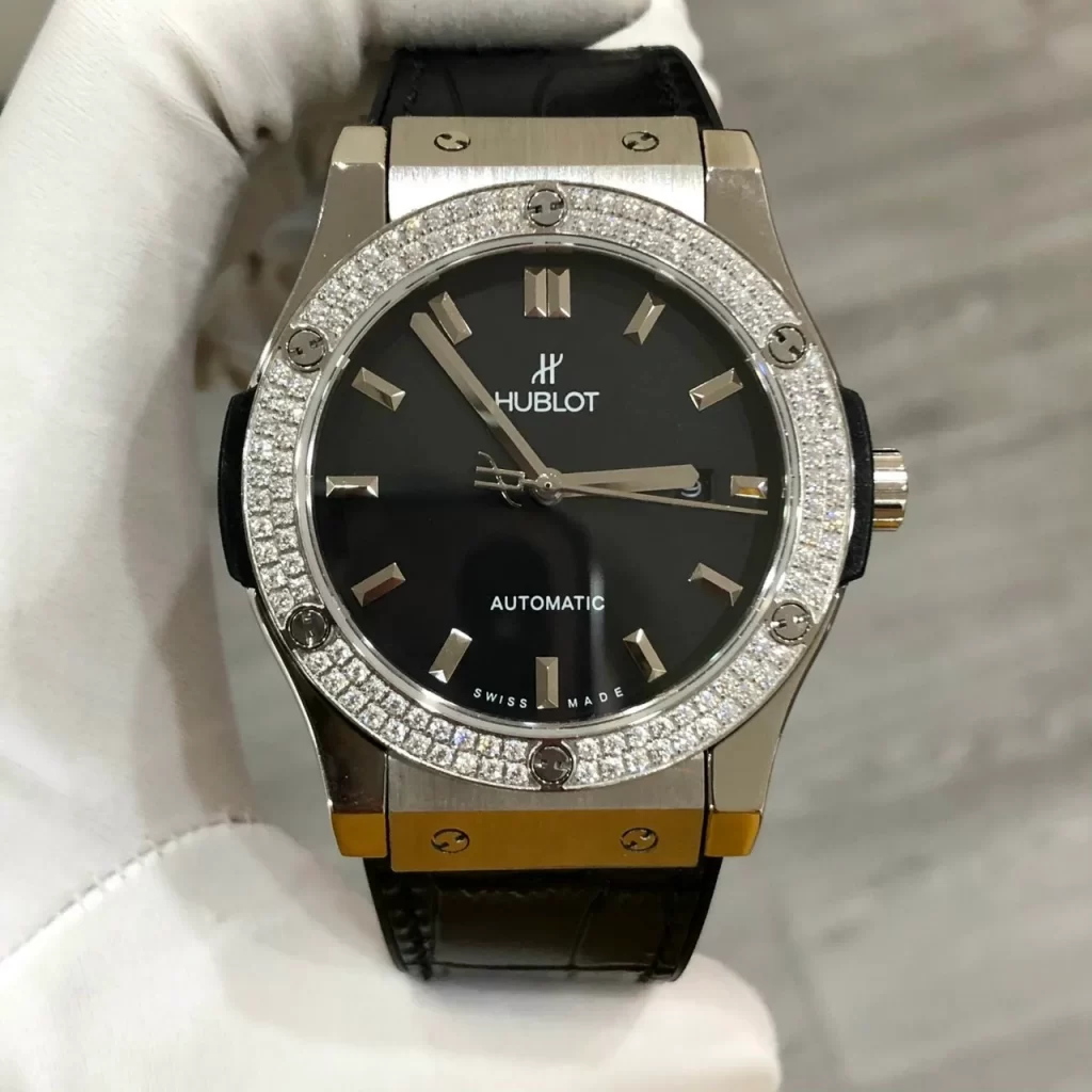 Hublot Classic Fusion Fake - Đồng hồ Fake giá rẻ, kiểu dáng thể thao