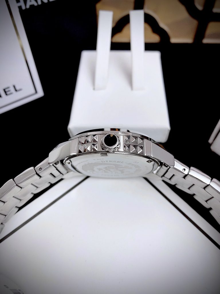 Đồng hồ Diesel End-Of-Season Nuki Analog nam mặt màu xanh DZ5475 Like Auth 38mm