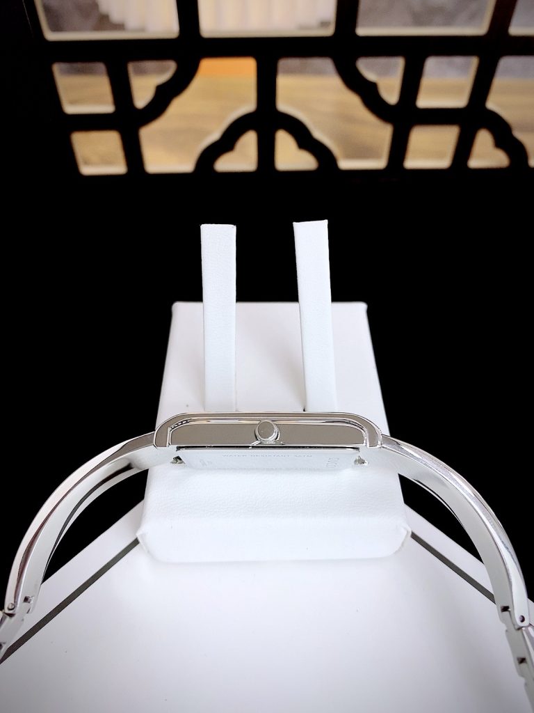 Đồng hồ Gucci Horsebit Bracelet 1500 nữ máy Quartz Japan Like auth 37x21mm