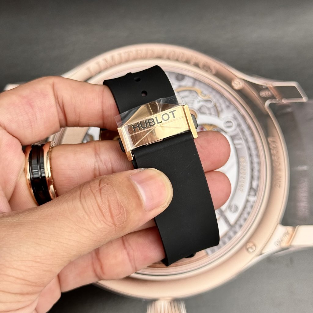 Đồng hồ Hublot Big Bang Sang Bleu II King Gold màu đen Rep 11 45mm (1)