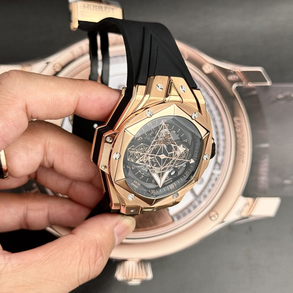 Đồng hồ Hublot Big Bang Sang Bleu II King Gold màu đen Rep 11 45mm (1)