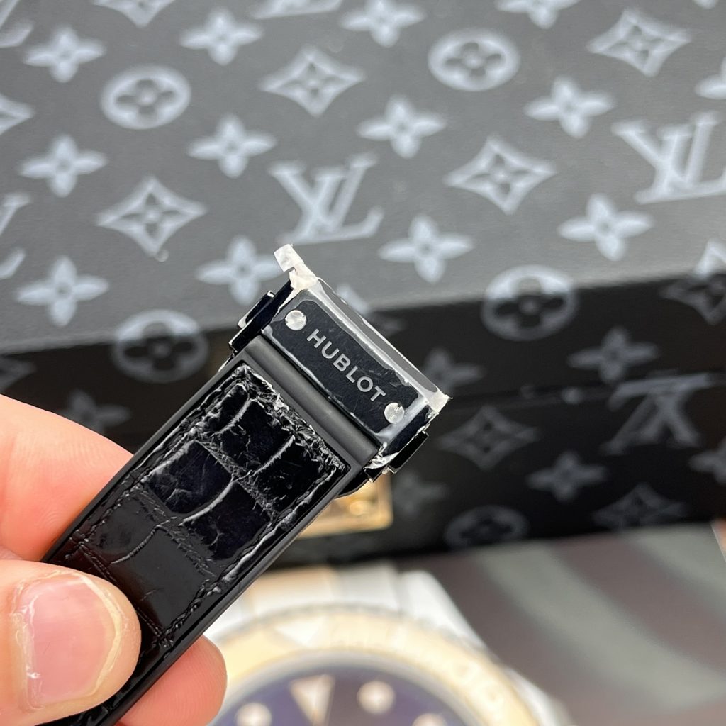 Đồng hồ Hublot chế tác Classic Fusion Ceramic mặt carbon nhà máy JJZ 42mm (2)