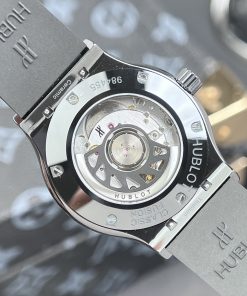 Đồng hồ Hublot chế tác Classic Fusion đính đá vỏ gốm đen 42mm (1)