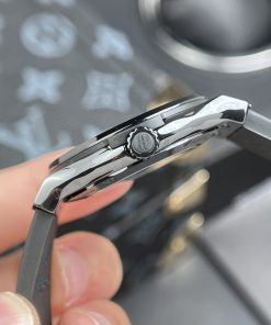 Đồng hồ Hublot chế tác Classic Fusion đính đá vỏ gốm đen 42mm (1)