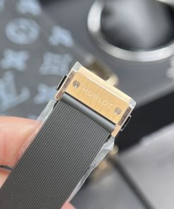 Đồng hồ Hublot chế tác Classic Fusion gốm đen demi vàng hồng JJZ 42mm (1)