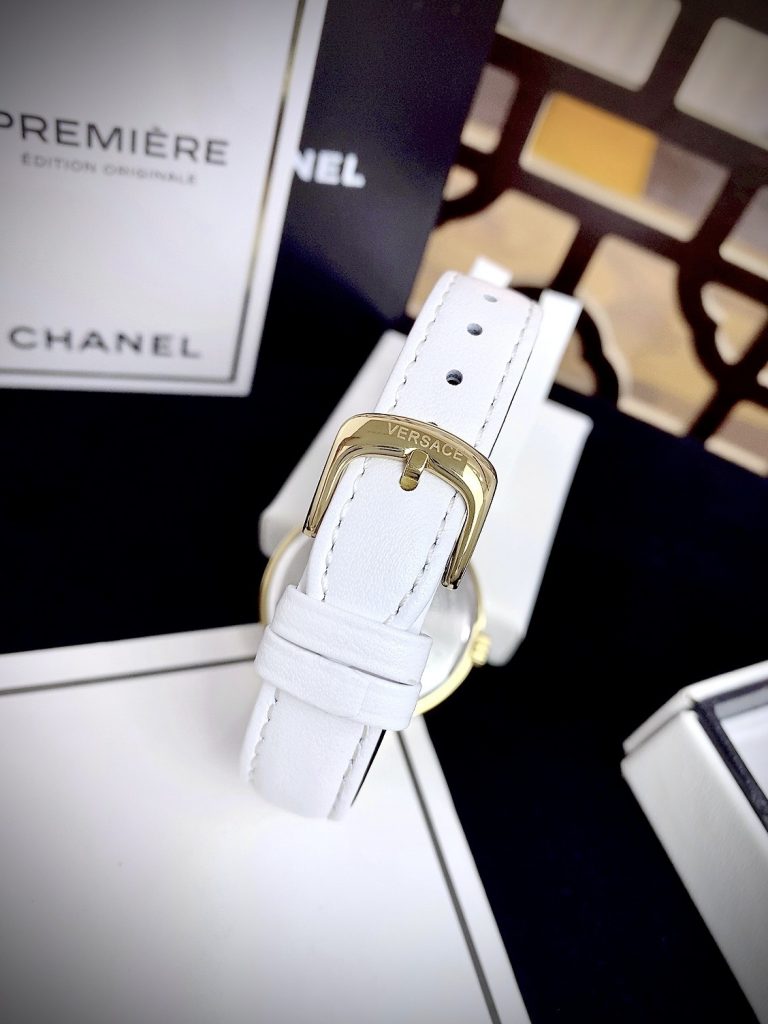 Đồng hồ Like Auth Versace Greca Strap nữ dây da màu trắng 36mm