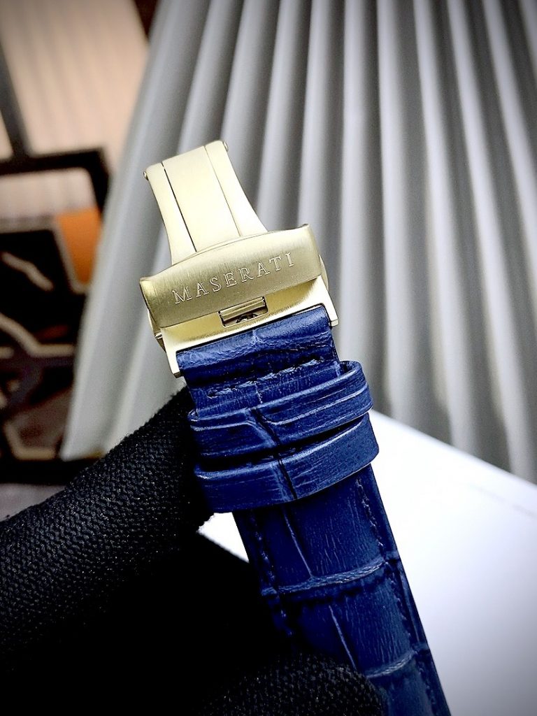 Đồng hồ Maserati Sfida Limieted Edition nam lộ cơ R8823140004 Rep 11 44mm