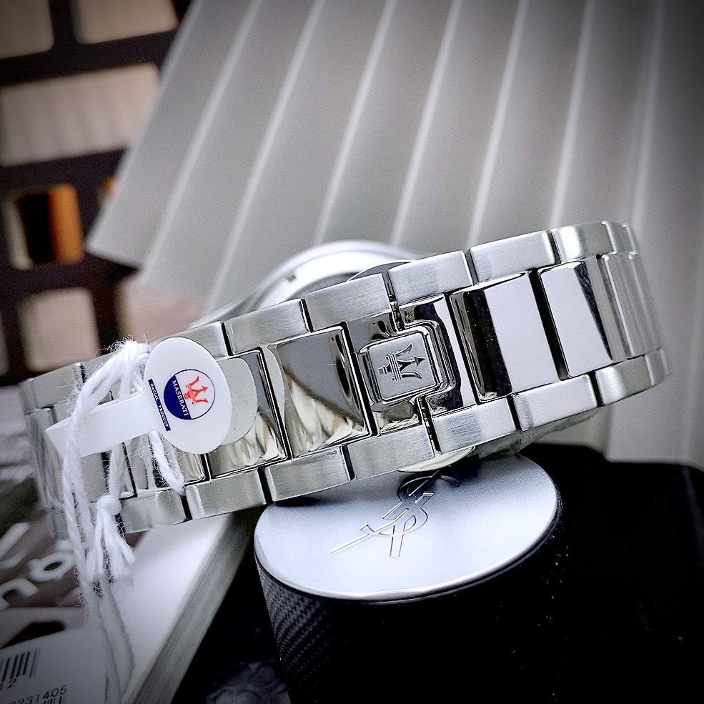 Đồng hồ Maserati Sfida nam dây kim loại R8823140007 Super Fake 44mm