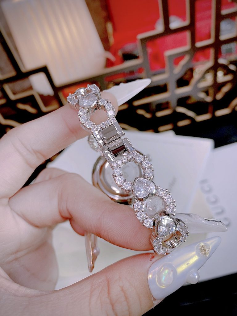 Đồng hồ Royal Crow nữ đính đá lấp lánh Like auth 33mm