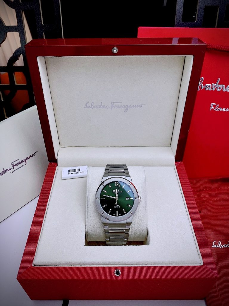 Đồng hồ Salavatore Ferragamo F-80 nam dây kim loại Super Fake 40mm