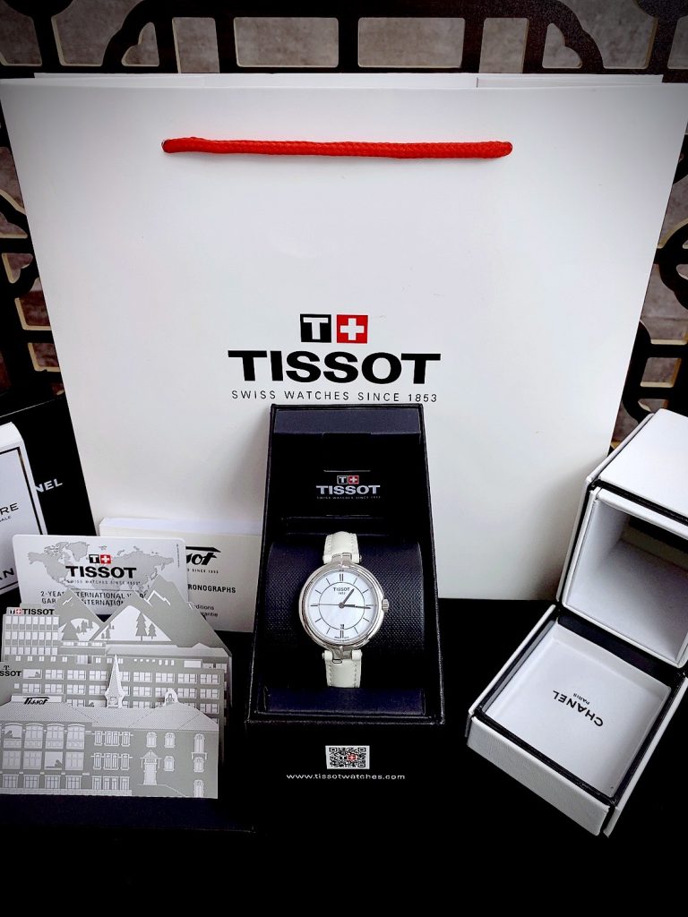 Đồng hồ Tissot Flamingo nữ mặt trắng Fake giá rẻ 29mm