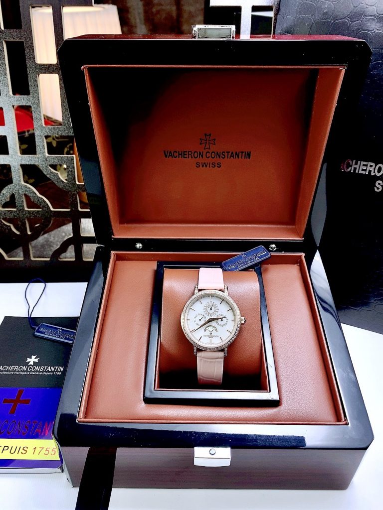 Đồng hồ Vacheron Constantin Traditionnelle nữ mặt trắng Super Fake 36.5mm 
