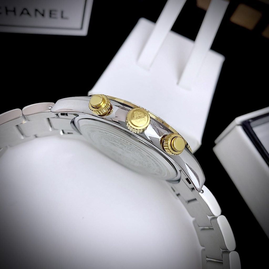 Đồng hồ Versace Chrono Classic VEV700519 nam mặt trắng Like auth 44mm