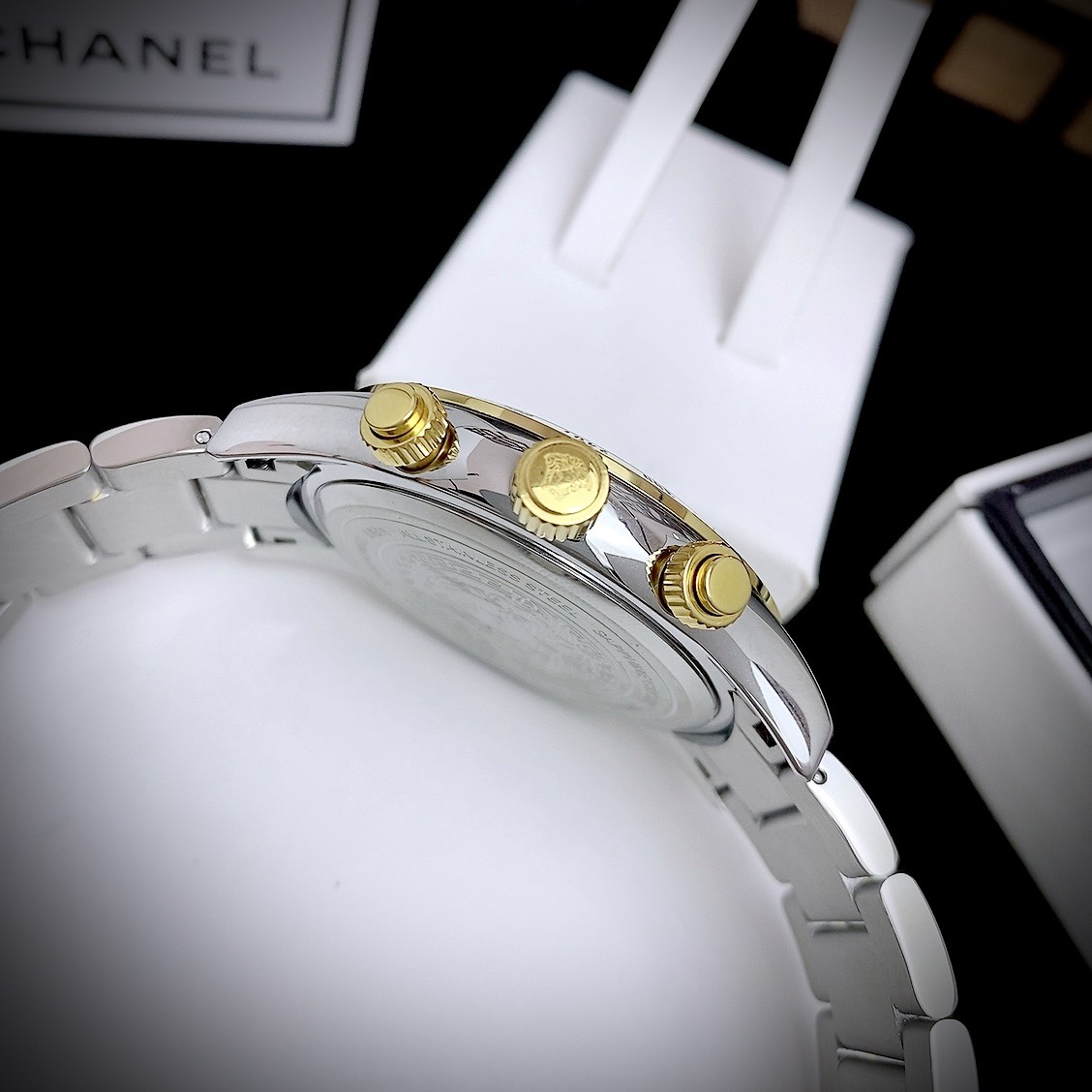 Đồng hồ Versace Chrono Classic VEV700519 nam mặt trắng Like auth 44mm (6) Đồng hồ Versace Chrono Classic VEV700519 nam mặt trắng Like auth 44mm