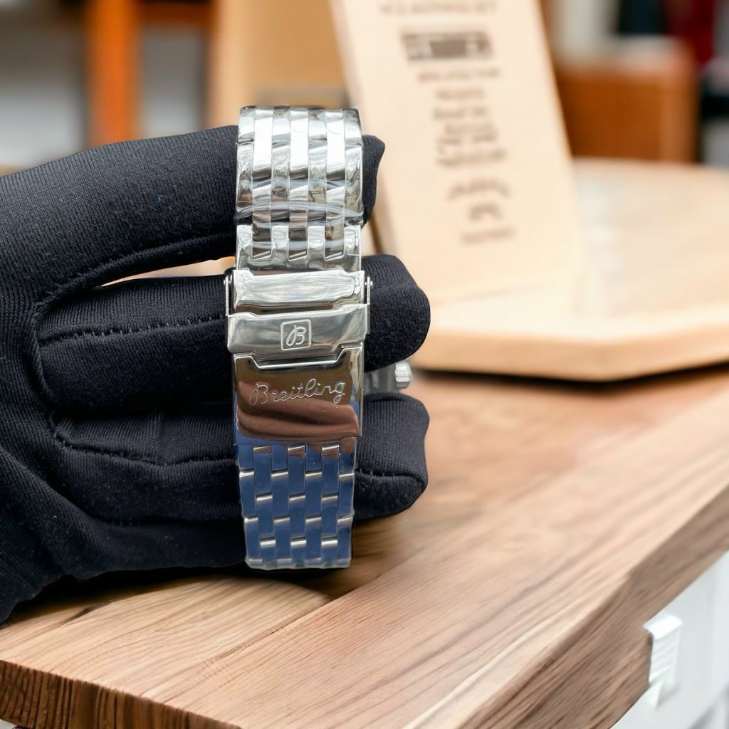 Đồng hồ Breitling Navitimer A23322 nam mặt xanh Super Fake 11 45mm