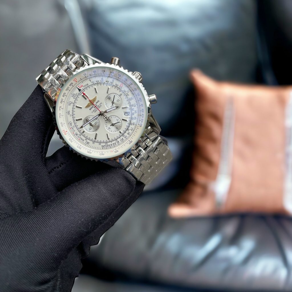 Đồng hồ Breitling Navitimer Chronograph nam mặt trắng Super Fake 45mm