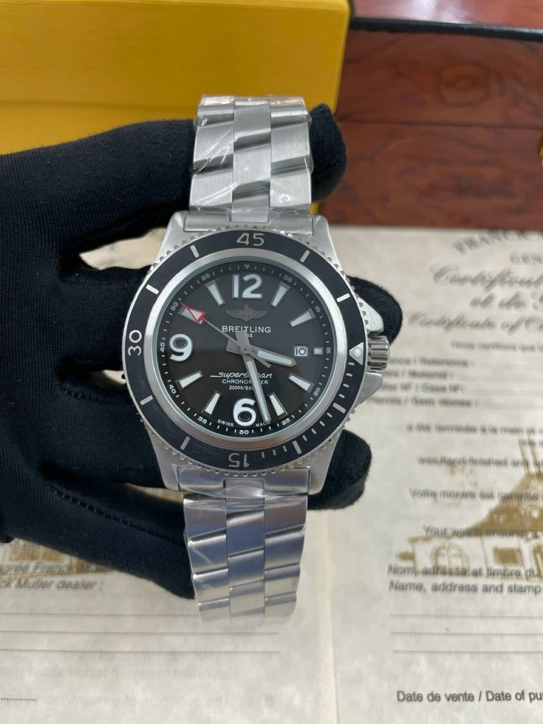 Đồng hồ Breitling Superocean Chronometre nam mặt đen Fake giá rẻ 45mm