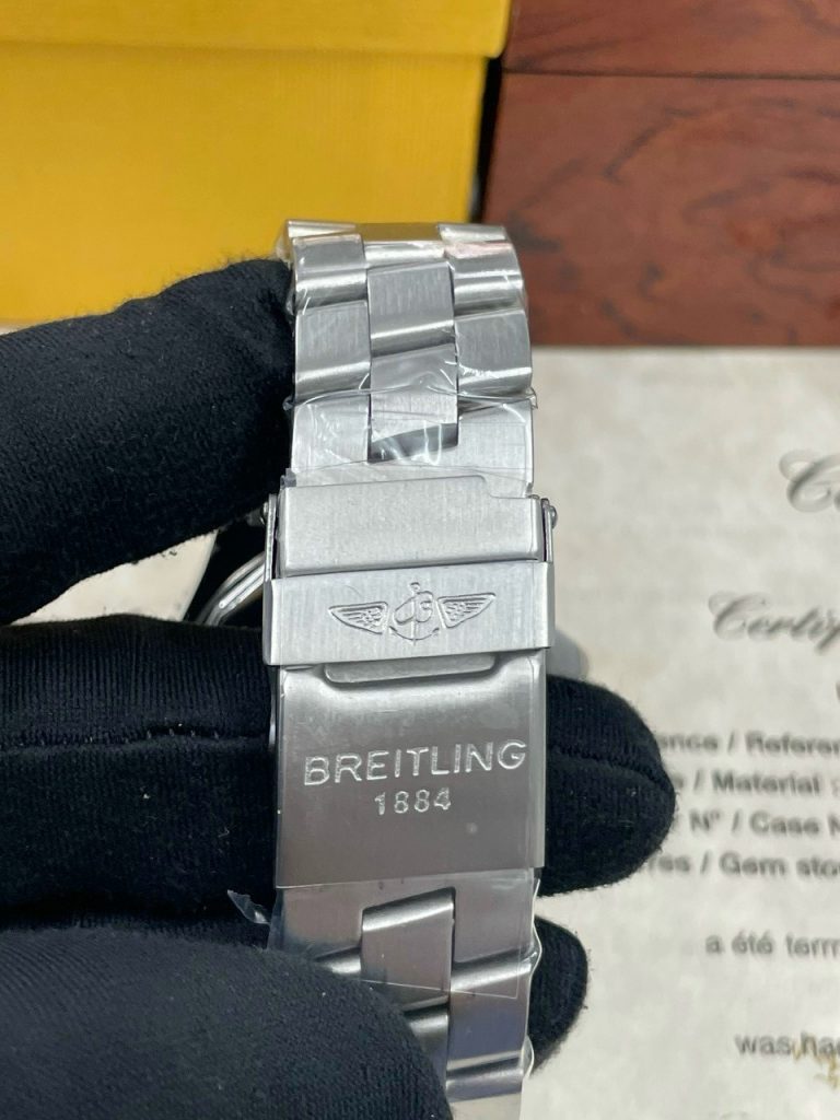 Đồng hồ Breitling Superocean Chronometre nam mặt đen Fake giá rẻ 45mm