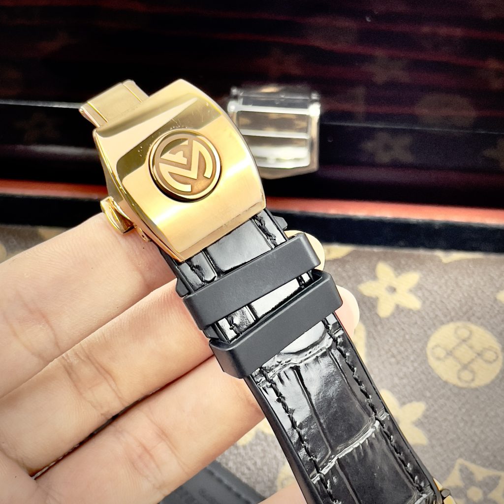 Đồng hồ Franck Muller V45 máy cơ Nhật màu đen vỏ vàng hồng