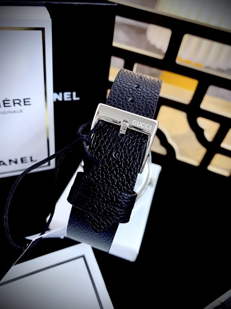 Đồng hồ Gucci G-Timeless nữ hoạ tiết hình con ong Like Auth 38mm